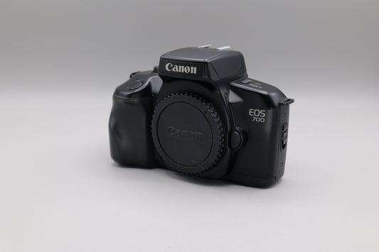 Canon EOS 700